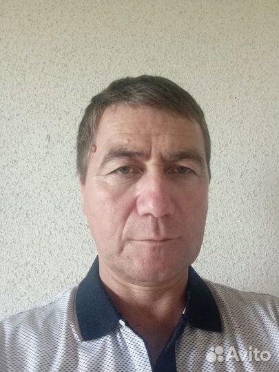 Желательно водитель Погрузчик
