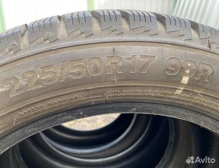 Triangle Snowlink PL02 225/50 R17 98R