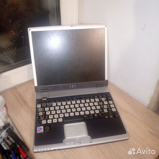 Ноутбук на запчасти
