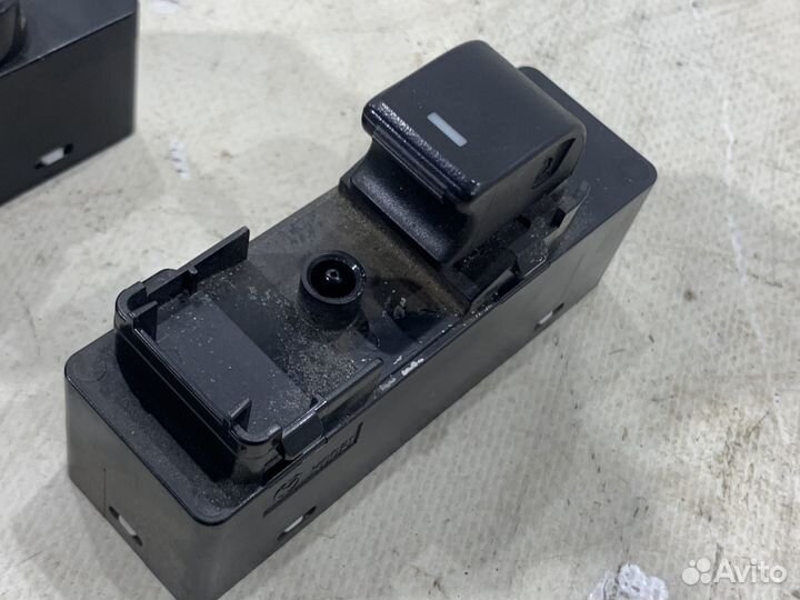 Кнопка заднего стеклоподъёмника Mazda CX-5 KE