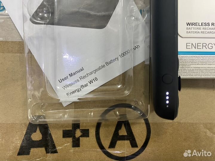 Пауербанк беспроводная зарядка на присосках англия