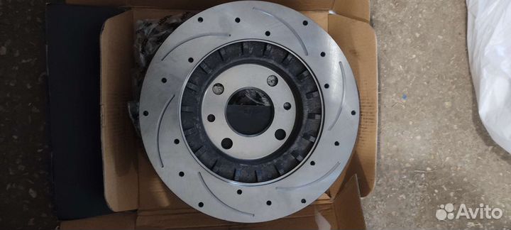 Тормозные диски спорт ваз r14 2110-приора,и т.д