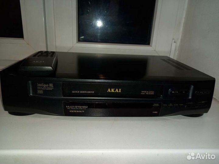Видеомагнитофон akai