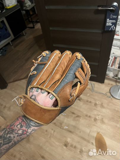 Бейсбольная перчатка с Кубы
