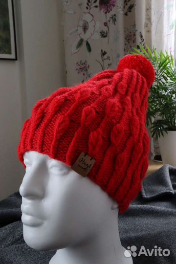 Шапка с помпоном