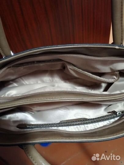 Сумка женская в хорошем состоянии