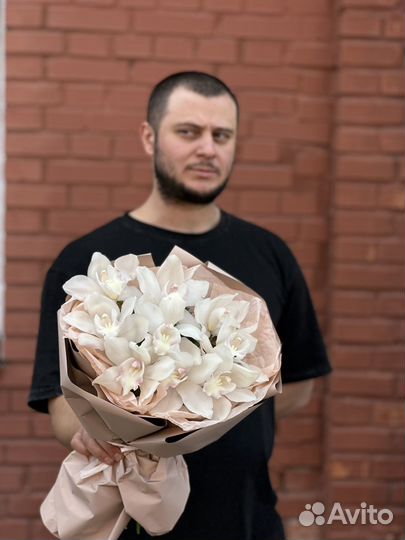 Букет из орхидей