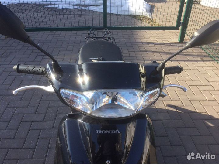 Скутер Honda tact AF79