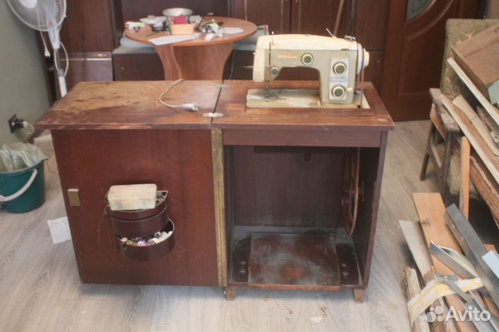 Швейная машинка веритас бу