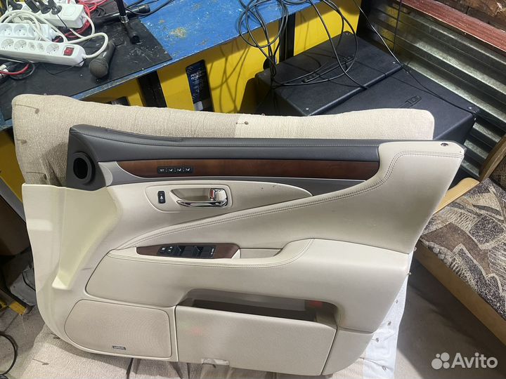 Дверная панель правая, на лексус Ls460 2012 г
