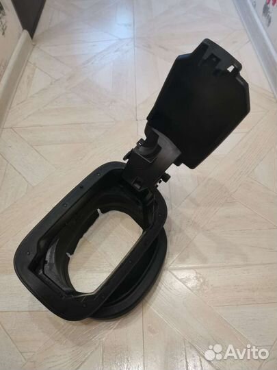 Mercedes W222 ниша Лючок механизм бензобака