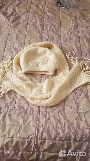 Шапка с шарфом новые