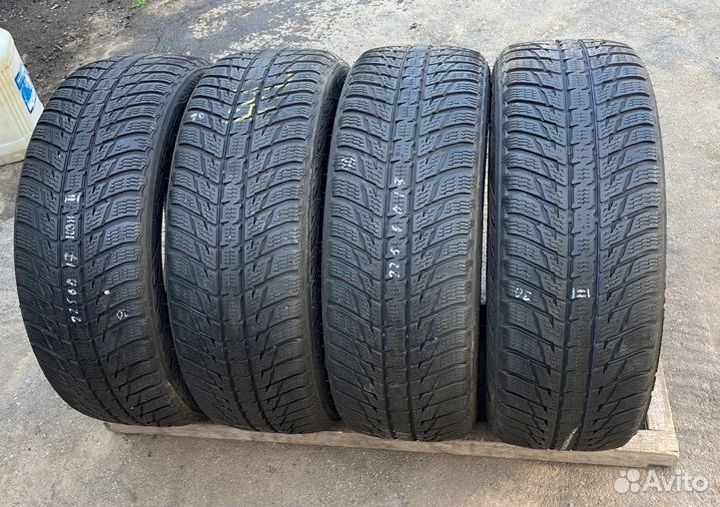 Nokian Tyres WR SUV 3 225/60 R17