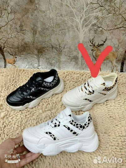 Кроссовки новые 38.5