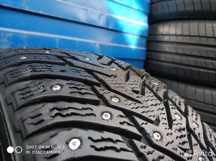 Nokian Tyres Hakkapeliitta 8 205/55 R16 98H