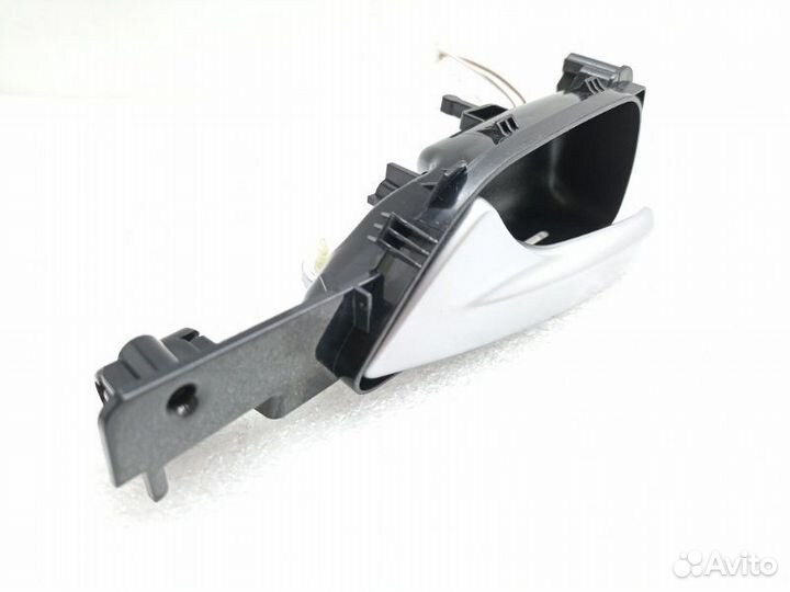 Ручка двери внутренняя передняя левая