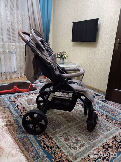 Коляска прогулочная