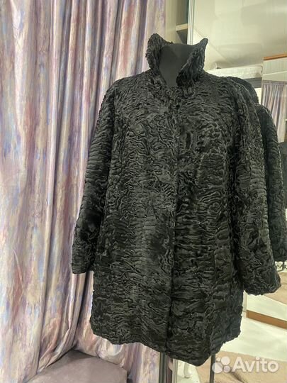 Шуба из каракульчи 48