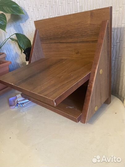 Полочка деревянная