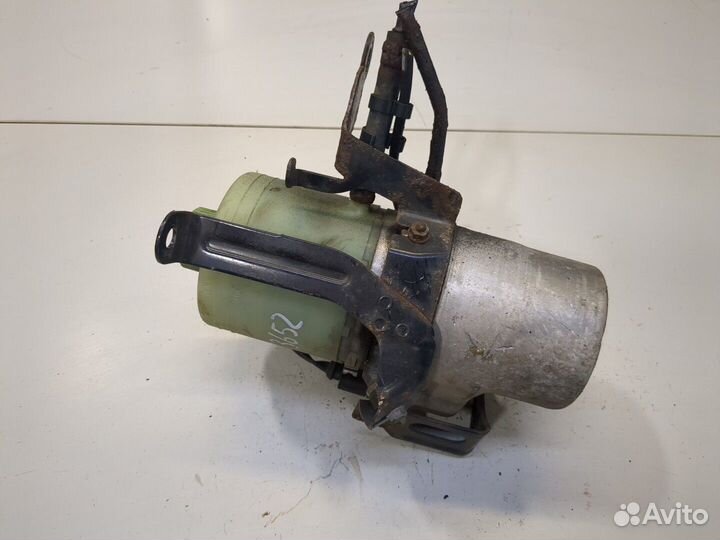 Насос усилителя руля Skoda Fabia, 2004