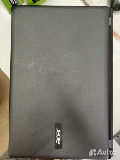 Ноутбук Acer ES1-520