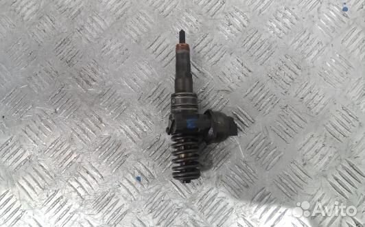Форсунка дизельная audi A4 B7 (7DN34AL03)