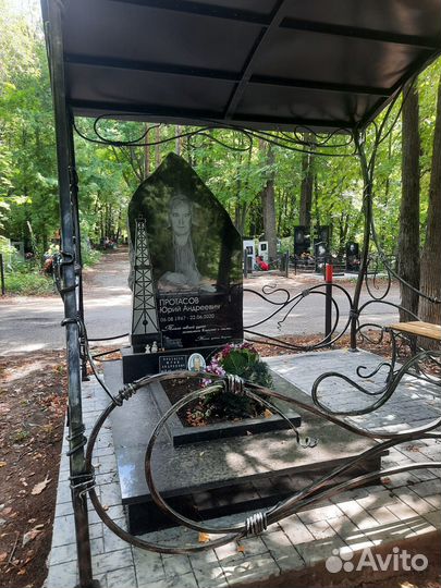 Памятники из гранита