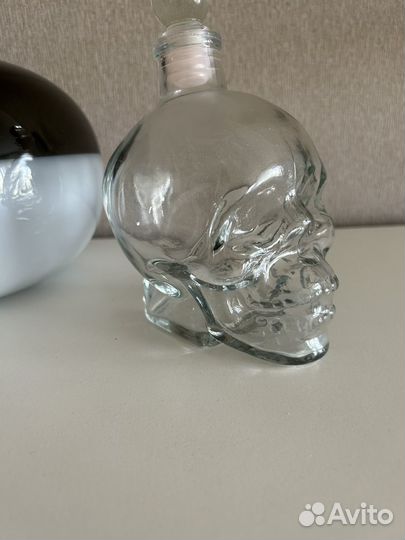 Графин штоф череп