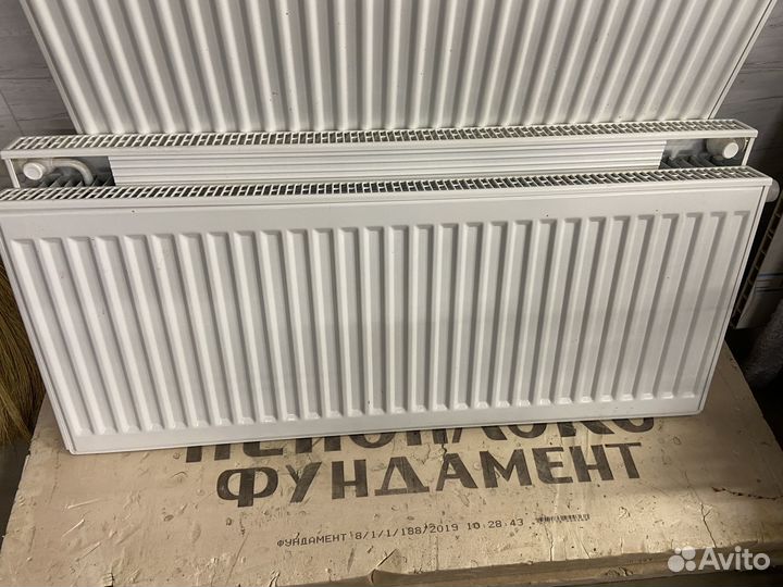 Радиатор Kermi FTV(FKV) 11 400x1000 с нижним подкл