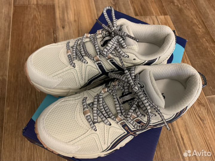 Кроссовки спортивные Gel Kahana 8