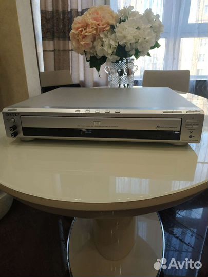 DVD/CD плеер Sony DVP-NC66K