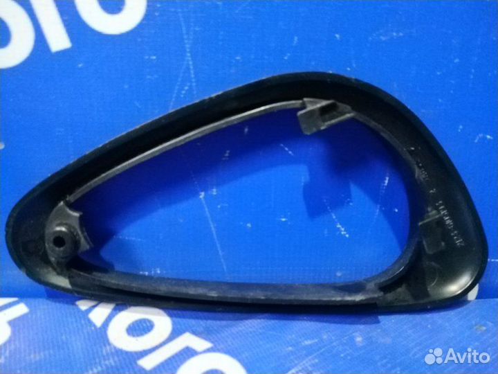 Накладка внутренней ручки двери Chevrolet Niva