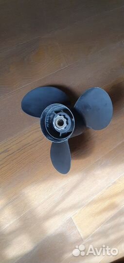 Гребной винт оригинал 14 х 19 моторы Suzuki 90-140