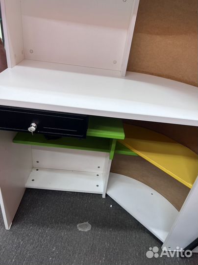 Стойка ресепшн