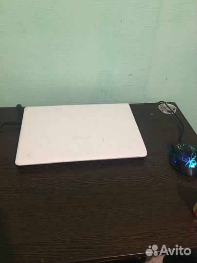 Ноутбук asus