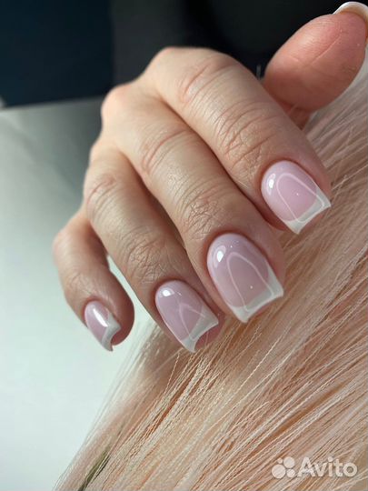 Маникюр с покрытием гель-лаком