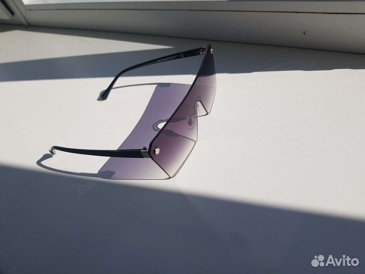 Солнцезащитные очки унисекс Новые