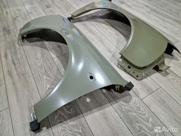 Передние крылья (Новые) на Audi A6 C5 Правое/Левое