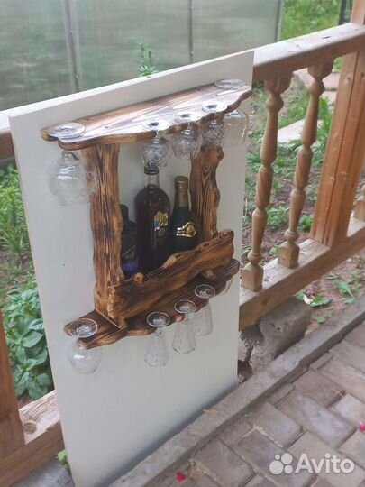 Винная полка из дерева