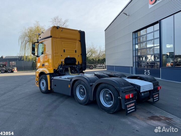 Pазбираем грузовик Mercedes-Benz Actros mpiv с 201