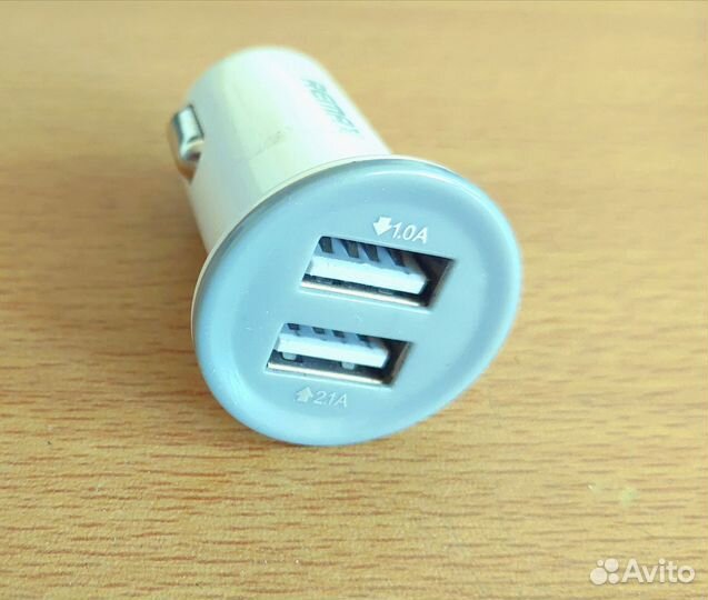 Зарядное устройство в прикуриватель USB-type C