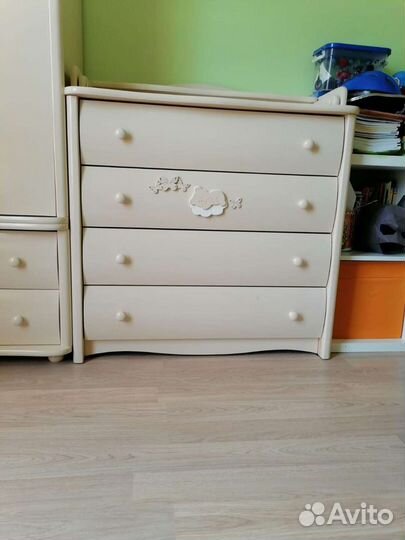 Комплект мебели для детской Можга