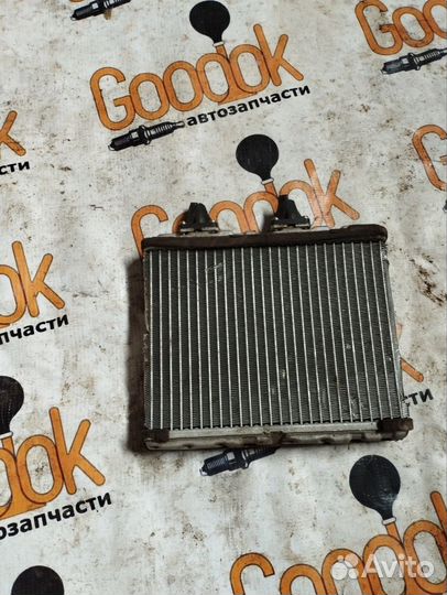 Радиатор печки Nissan Almera N16