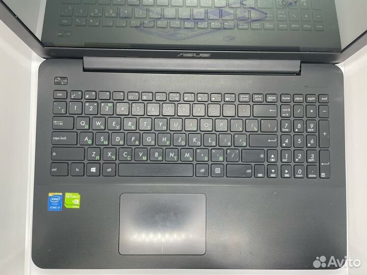 Игровой ноутбук Asus i3-4005U/920M/4GB/256GB