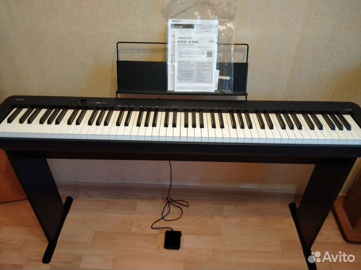 Цифровое пианино Casio б/у