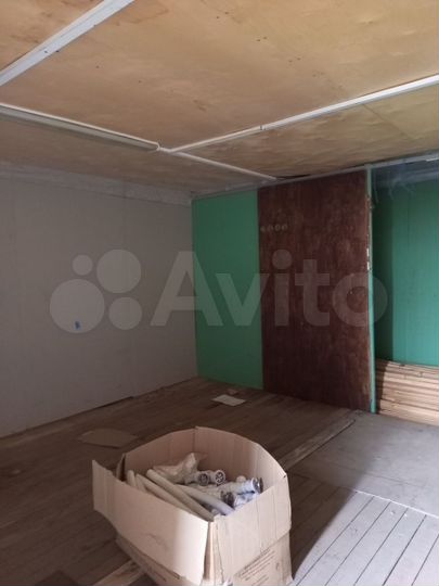 Торговая площадь, 27 м²
