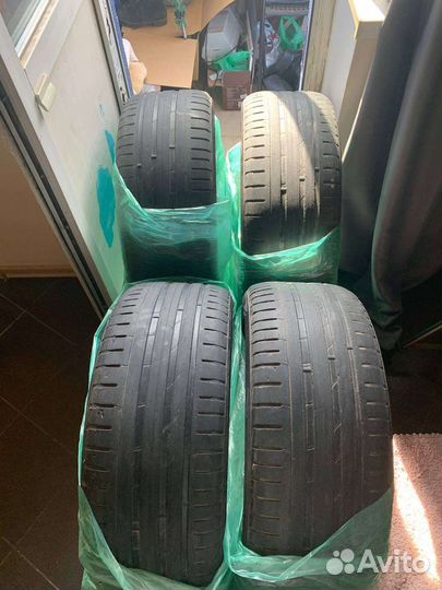 Nokian Tyres Hakka Black SUV 265/45 R21