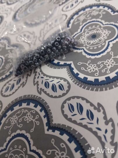 Купила бисер в итоге и не использовала