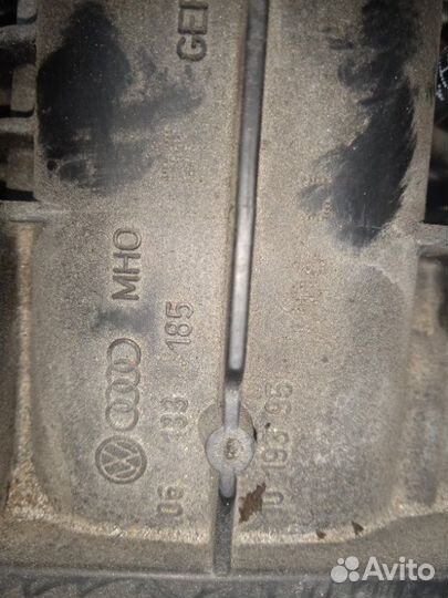 Коллектор впускной Volkswagen Tiguan CCZ 2012