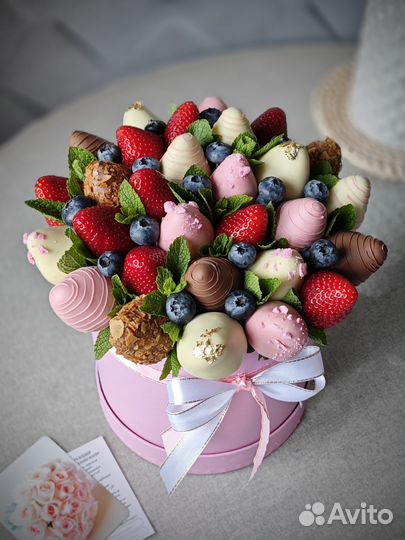 Клубника в шоколаде, букет из клубники в шоколаде